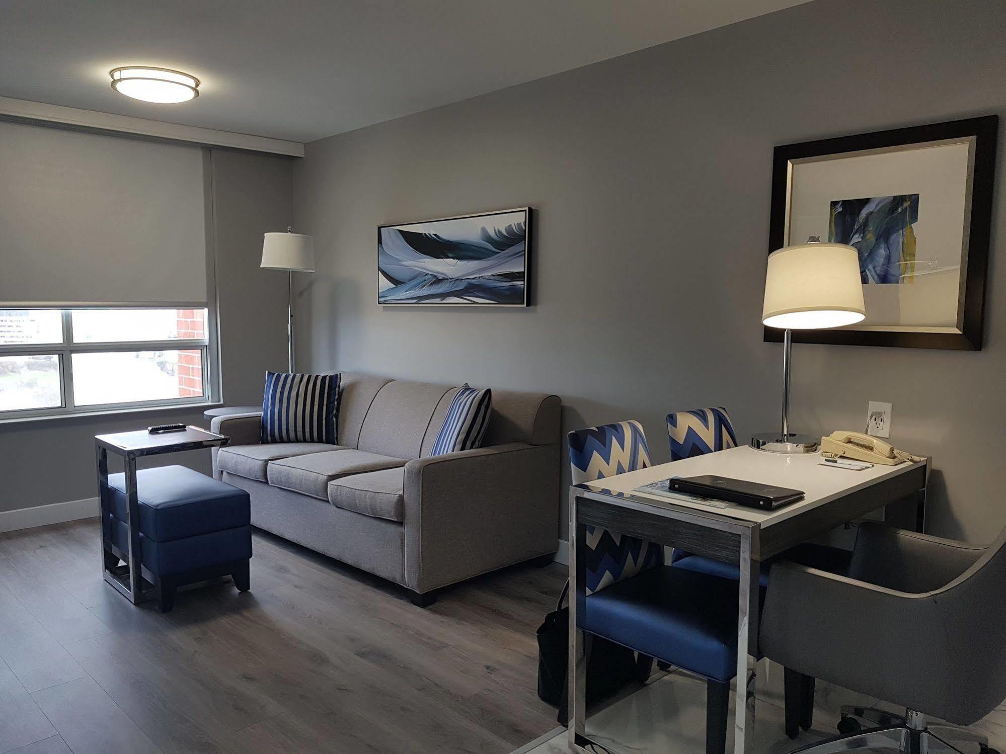 Hotel Carlingview Toronto Airport Μισισάουγκα Εξωτερικό φωτογραφία